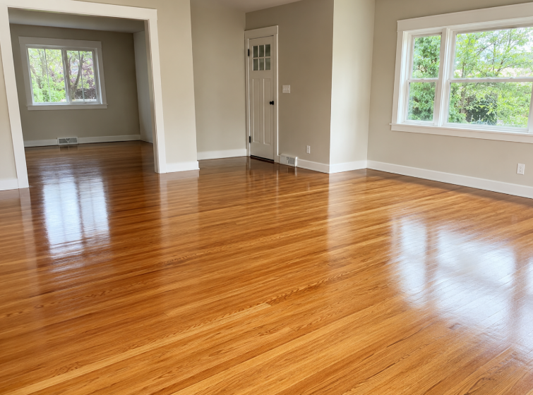 Annapolis, MD flooring contractor refinishing a hardwood floor